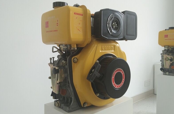 관례 3000rpm 수동 시동기 7.6Hp 타병 엔진, 강제 통풍은 엔진을 냉각했습니다