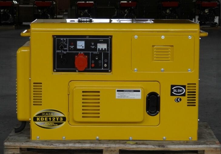 12V 8.3A 소리 증거 10Kva 침묵하는 디젤 엔진 발전기 KDE12T3 낮은 기름 경보망을 출력하십시오
